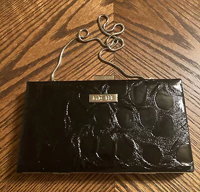 Miche Wallet With Chain • $1.99