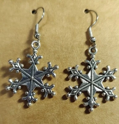 $5.75 • Buy Women Fashion Jewelry 925 Sterling Silver Plated  Snowflake Dangle Drop Earrings
