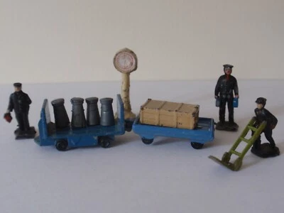 £8.99 • Buy Wardie Master Models - Electric Trolley No.12 & Various  Figures & Accessories