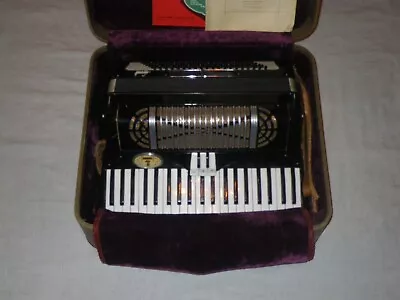 Vintage Lincoln Music House Black Accordion - 41 Treble Keys 120 Bass Buttons • $399.99