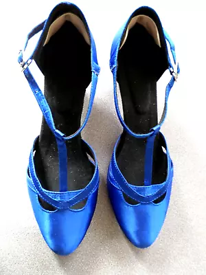 Gorgeous Blue Satin T Bar Low Heel Evening Shoes Size 7.5 New • £15
