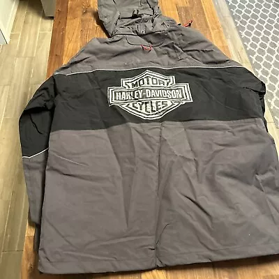 Harley Davidson Reflective Rain Jacket Full Zip Closure Size Medium Nice • $35