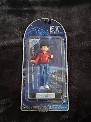 E.T The Extra Terrestrial Elliot Figurine Toys R Us Exclusive 2001 Universal  • $16.31