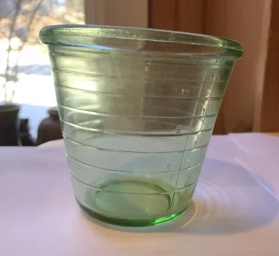 Hazel Atlas Green Vaseline Uranium Glass 2 Cup Measuring Cup • $30