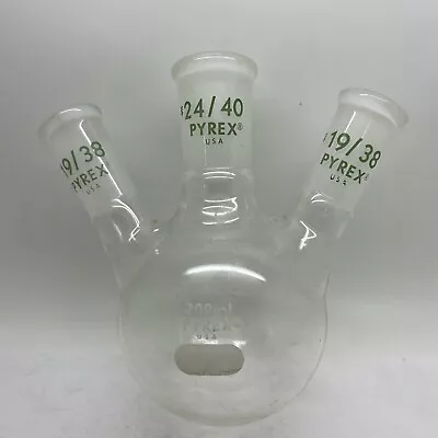 Pyrex Round Bottom Distilling Flasks 3 Neck 200mL 24/40 19/38 • $25.99