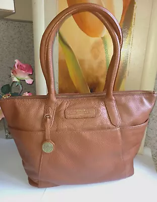 Pure Luxuries London Tan Leather Tote Bag • £11