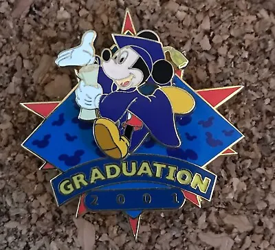 $14.83 • Buy Disney Mickey Mouse Graduate Graduation 2001 LE Pin