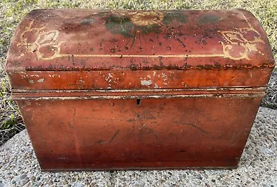 1800s FREDERICK J. SMITH & CO. PRESSED STEEL DOME TOP TRUNK BIRMINGHAM ENGLAND • $169.99