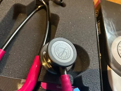 £74.99 • Buy Littmann Classic III Stethoscope 5811 Raspberry Tube - Smoke Fini(Over-engraved)