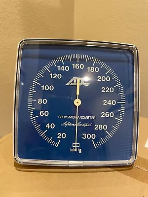 ADC ™ 750W Wall Aneroid Sphygmomanometer - Clock Type NO HOSE OR CUFF • $17