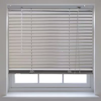 Furnished Silver Venetian Blinds Aluminium Window Blind For Home Office New • £23.99