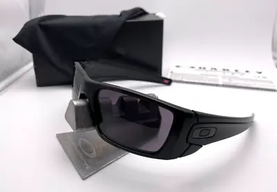 Oakley Fuel Cell Polished Black W/ Warm Grey Sunglasses Oo9096-01 Authentic New • $95