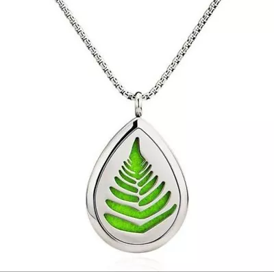 $21.99 • Buy Pine Tree Drop Style Essential Oil Diffuser Necklace