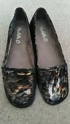 New * Michelle D.  ROMY  Flats Sz 9 Leather Comfort Low Wedge Black Metalic • $22