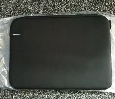 Amazon Basics 17.3 Inch Universal Tablet Laptop Notebook Carry Bag Sleeve- Black • £7.99