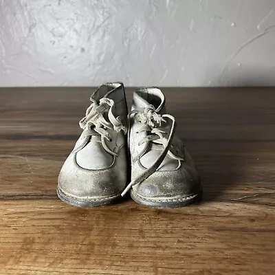 Vintage WHITE LEATHER Childs Toddler Lace Up String Tie Shoes • $20