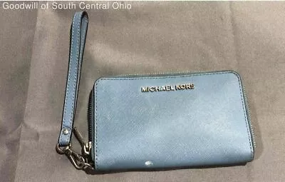 Michael Kors Sky Blue Clutch • $9.99