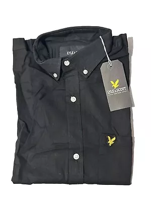 Lyle & Scott Men’s Slim Fit Oxford 100% Cotton Shirt Size Medium  • £0.99