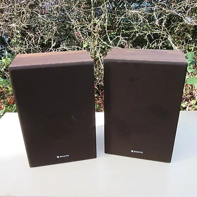 Retro Vintage Sanyo Bookshelf Hi Fi Speakers (Wooden 1960s 1970s Film Prop 9w) • £80