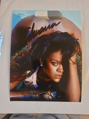 £36.89 • Buy Rihanna Signed Autographed Photo