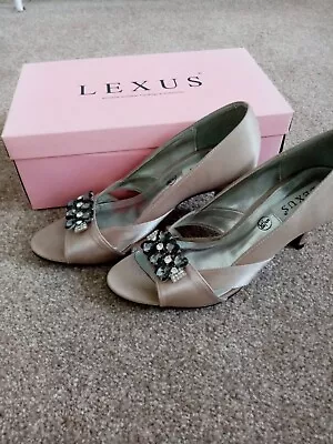 £17.99 • Buy Lexus 'Kayla' Women's Shoes UK Size 5 Taupe