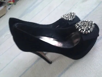 Miss Selfridge DIamonte Bow Black Velvet Stiletto Court Shoes • £15