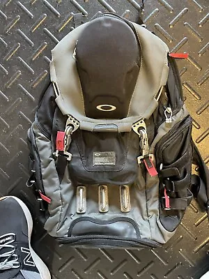 Oakley Kitchen Sink Tactical AP Black/Grey Backpack • $250