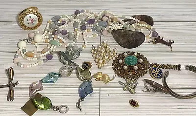 Mixed Lot Of Costume Jewelry & Trinkets Vintage To Now Colorful Fun • $5.50