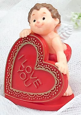 1981 Hallmark MERRY MINIATURE 2-1/4  Valentine Cupid Heart  I Love You  Figurine • $14.99