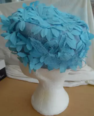 Vintage 1950s Turquoise Hat With Flowers And Net Veil - Lined • £1.99