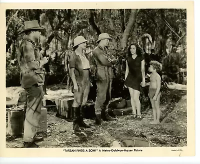 Vintage 8x10 Phot Tarzan Finds A Son! 1939 Johnny Weissmuller Maureen O'Sullivan • $19.99