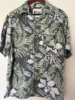 Vintage Silk Circa 1969 Men's Short Sleeve Button Down Shirt Size L Silk Shirt • $42