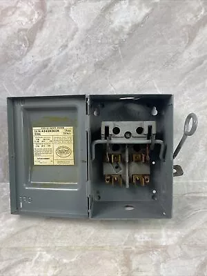 Vtg Cutler Hammer 4143H201H Type LD Safety Switch 30 Amps 250VAC 2 Poles • $24.99