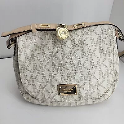 Michael Kors Hamilton Large Messenger Crossbody 30S4GHMM3B • $50