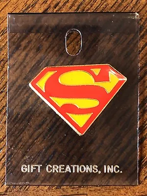 DC Comics SUPERMAN Pin. Brand New On Card. 1985-1993 Release Vintage • $19.99