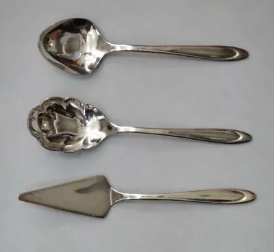MERIDEN Silverplate FIRST LADY FLATWARE 3pc Shiny Butter Knife Sugar Spoons • $28.95