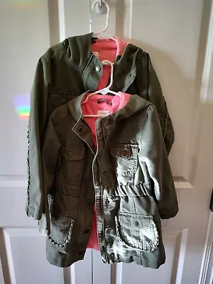 $32 • Buy Girls Winter Military Style Jacket LOT Of 2 - Sizes 4/5 And 6/6X 