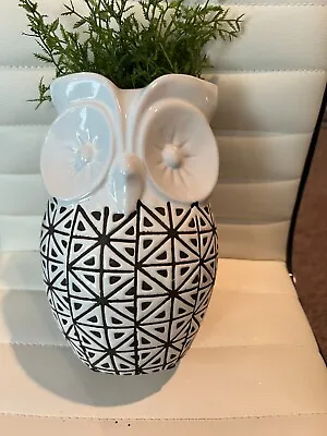 Black And White Owl Planter 8.5  Tall • $7.50