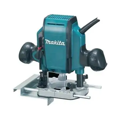 £124.95 • Buy Makita RP0900X 1/4  Or 3/8  Plunge Router 110v In Carry Case 16amp Plug