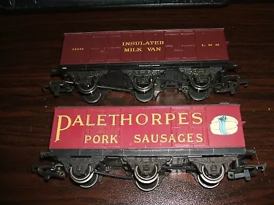 Hornby OO Gauge - Insulated Milk Van And Palethorpes Pork Sausages Van • £4.99