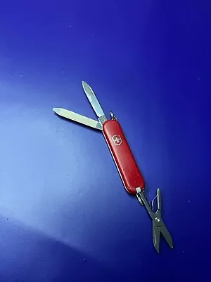 Victorinox Signature Swiss Army Pocket Knife And Pen • $14