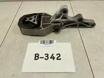 2005 Volvo V50 T5 Front Engine Mount Oem+ • $68.39