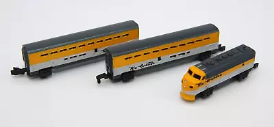 Galoob Micro Machines Lightning Express Rio Grande Locomotive & 2 Cars • $13.99