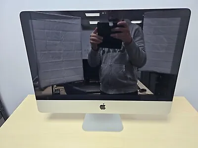 Apple IMac 21.5 Mid 2011 Core I5 10GB RAM 1TB HDD • £99