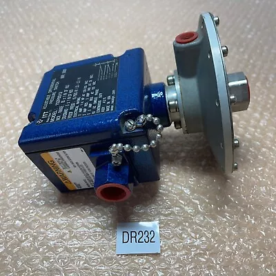BRAND NEW- ITT Neo-Dyn Adjustable Differential Pressure Switch 152P8S13 🇺🇸 • $190