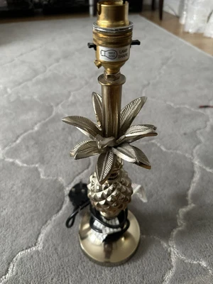 £25 • Buy Laura Ashley Pineapple Large Lamp Base