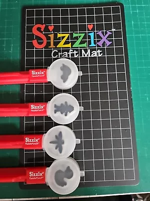 Sizzix Paddle Punches • £0.99