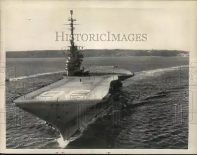 1955 Press Photo USS Shangri-La US Navy Aircraft Carrier - Tux04257 • $19.99