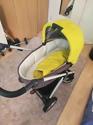 Mamas And Papas Sola 2 Pushchair And Carrycot • £40