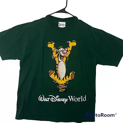 Vintage Disney Winnie Pooh Tigger Walt Disney World T-Shirt Medium Green Cotton • $33.90